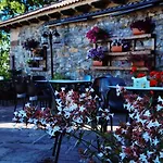 La Del Santuario Inn Nava de Santullan