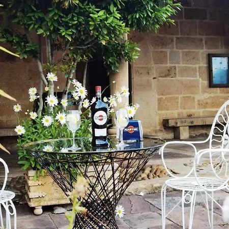 La Del Carmen Nava de Santullan